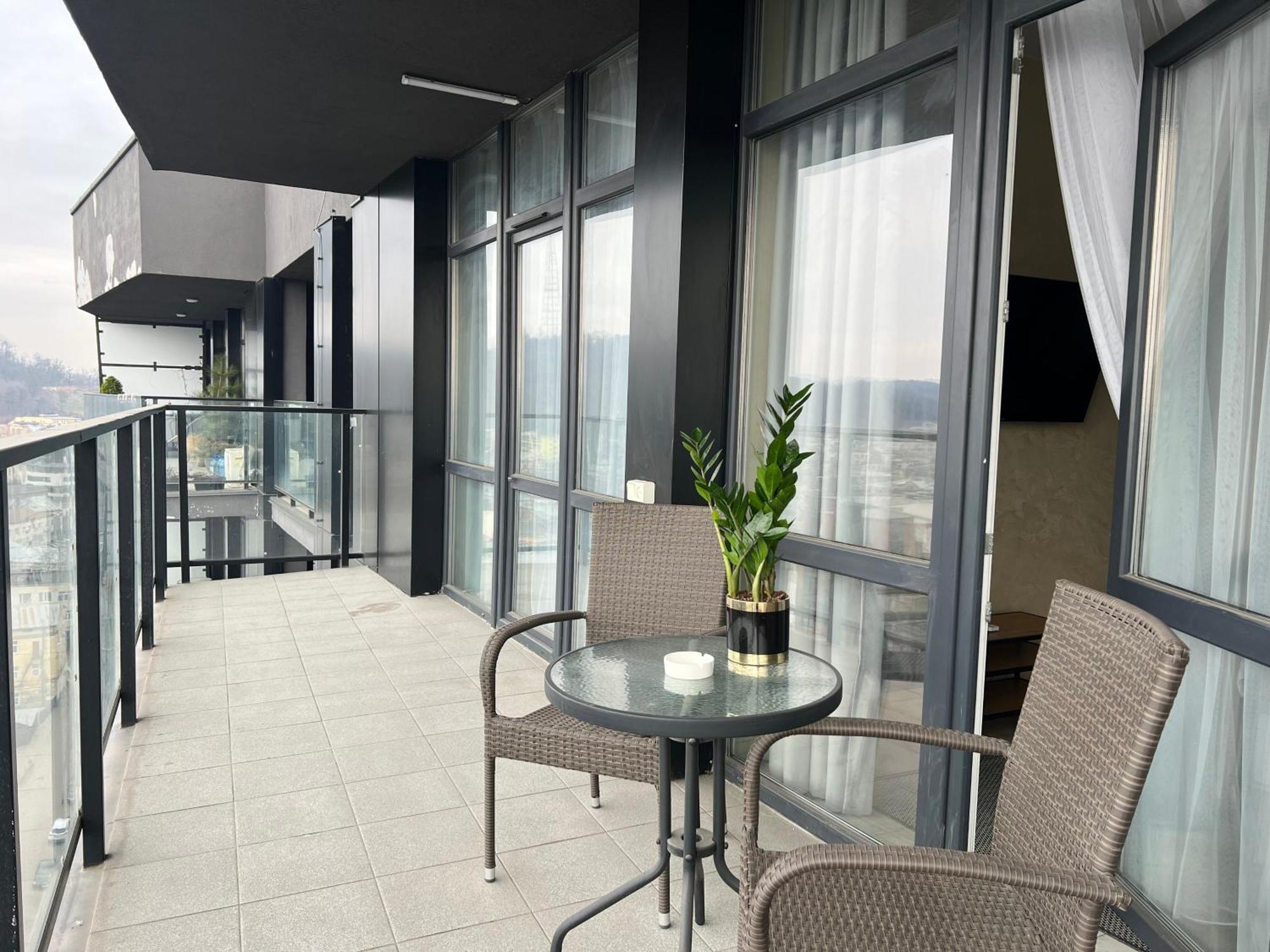 Apartments Vip Avalon Львів Екстер'єр фото