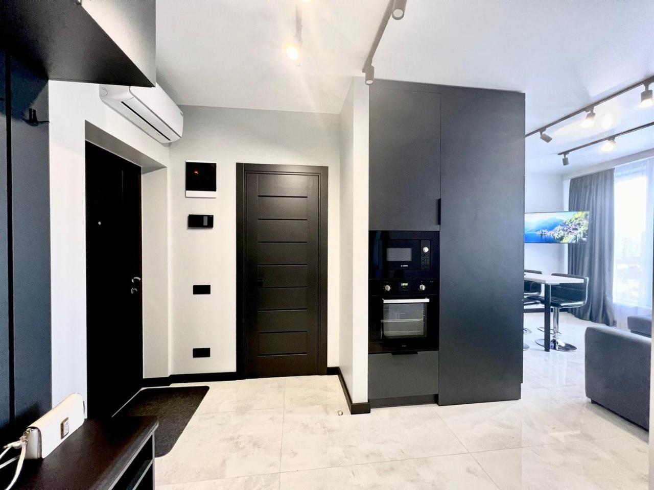 Apartments Vip Avalon Львів Екстер'єр фото